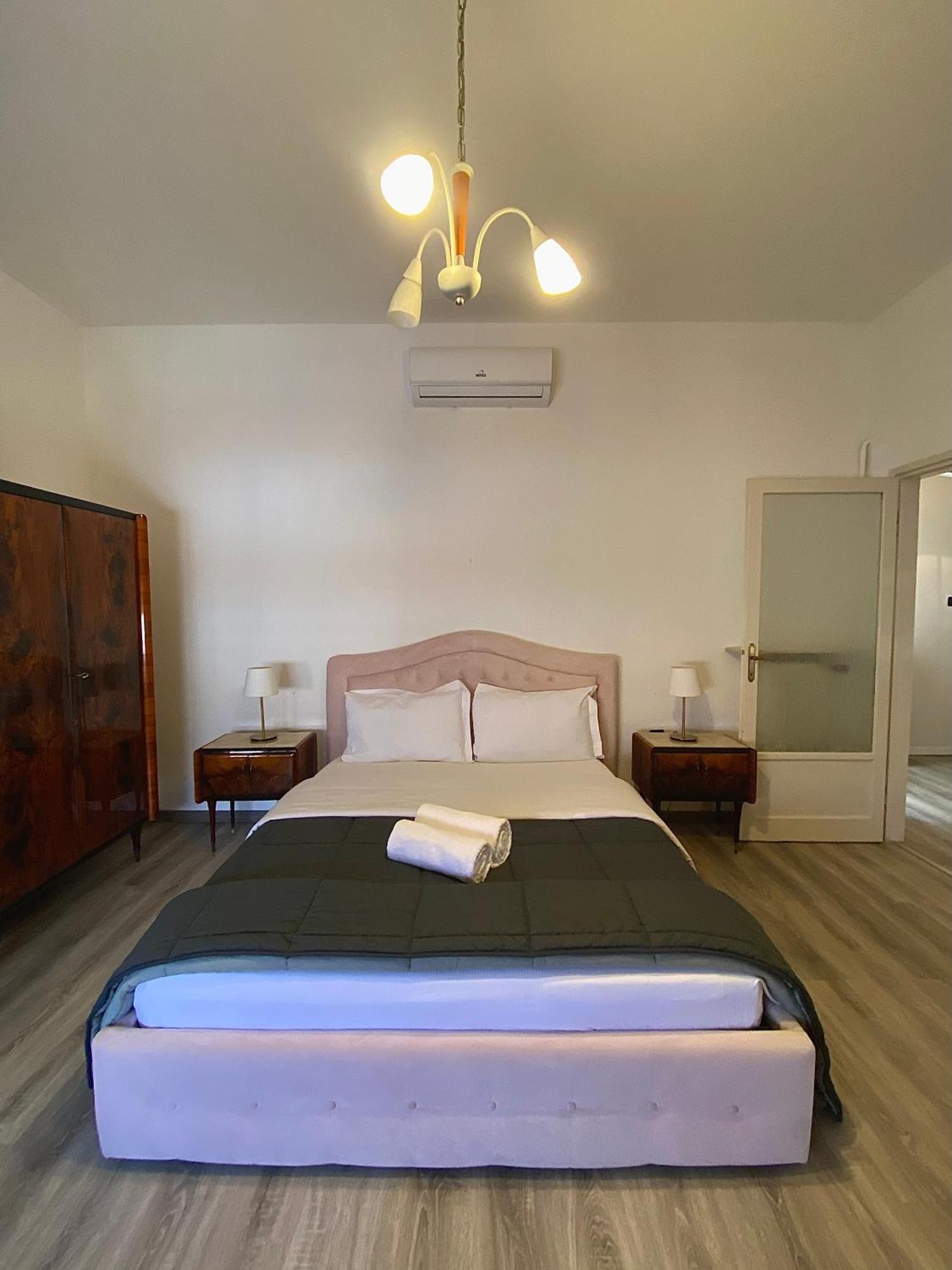 Casa Sara Como Lake Parcheggio Interno Privato 切尔诺比奥 外观 照片