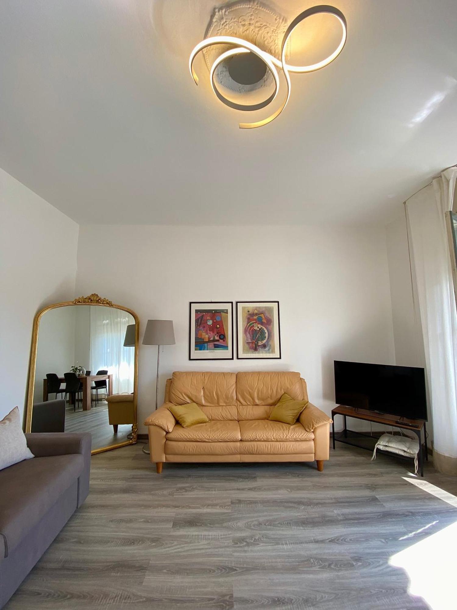 Casa Sara Como Lake Parcheggio Interno Privato 切尔诺比奥 外观 照片